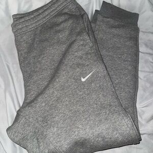 Men’s NIKE grey sweats